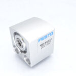 Пневмоцилиндр Festo AEVC-32-5-I-P